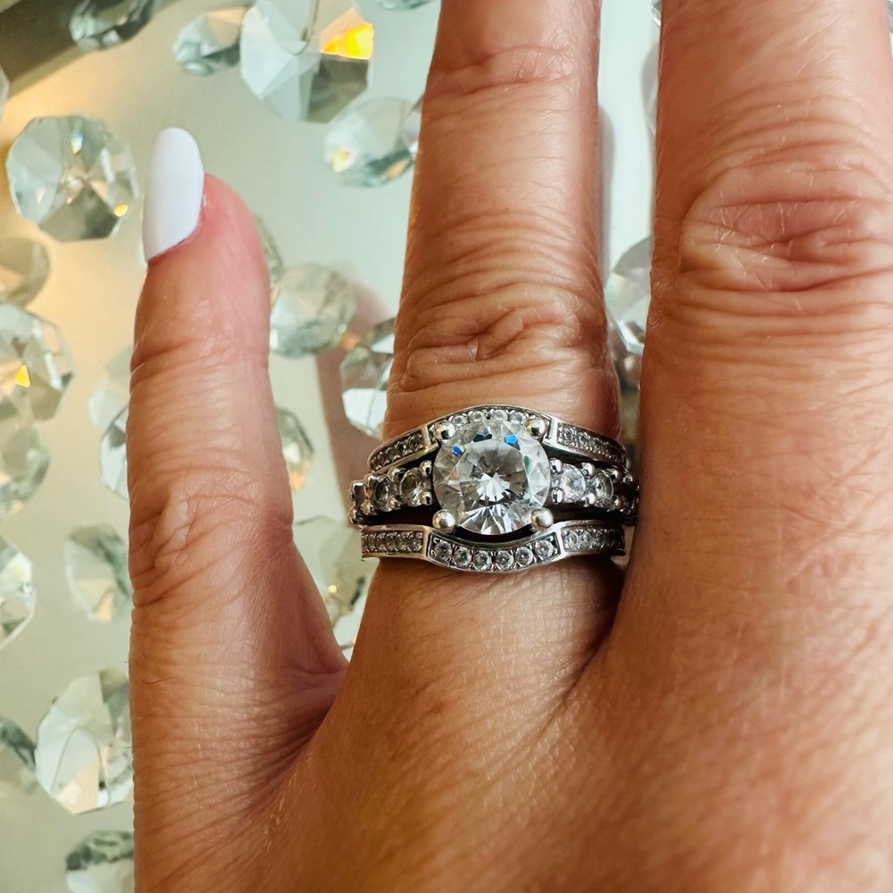 Jeulia Wedding Ring Set Dazzling Silver Ring With… - image 3